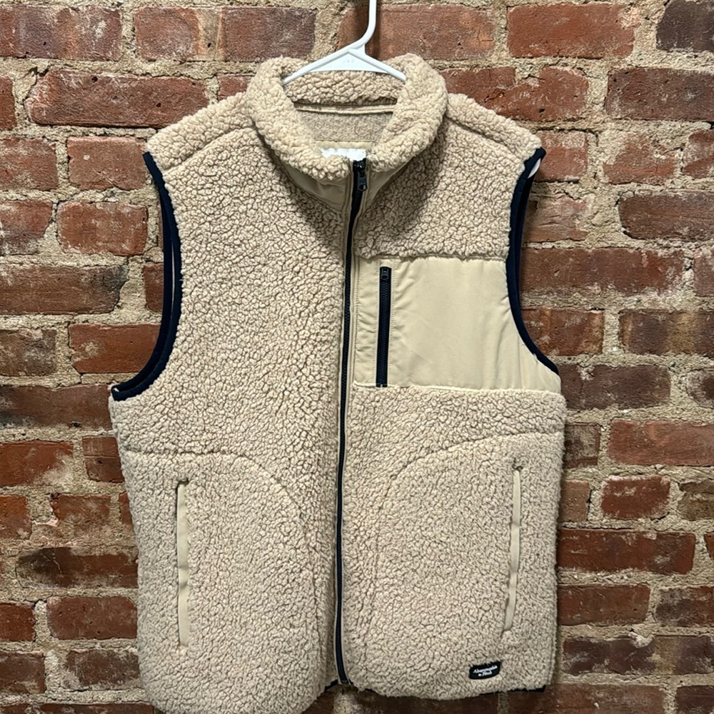 Abercrombie Sherpa Vest | Like New | Soft | Full Zip